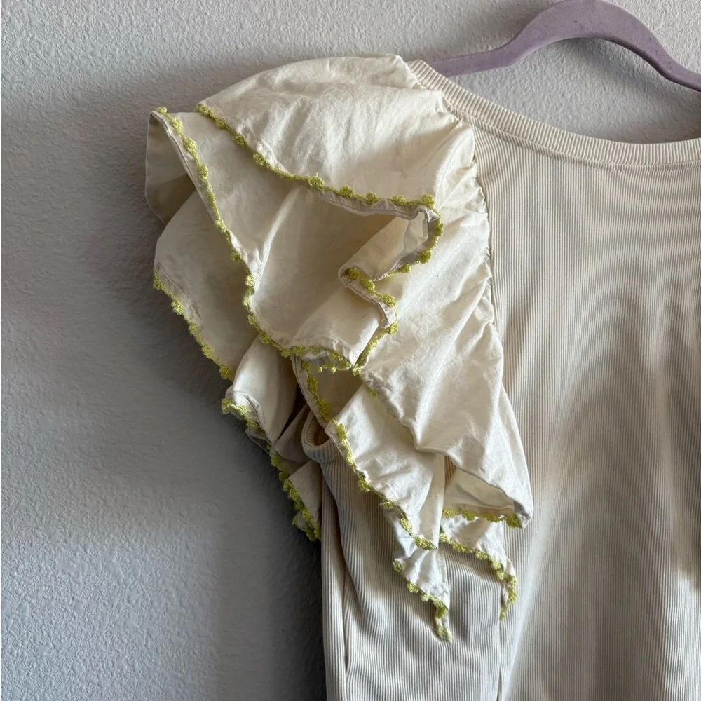 Anthropologie Oversized Ruffles Short Sleeve Ribbed Top Women’s Medium Cream - Picture 10 of 12